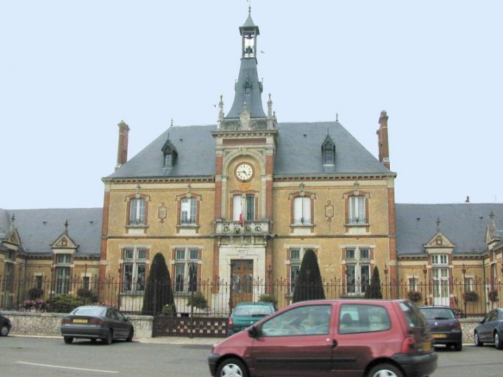 Mairie de BROU
